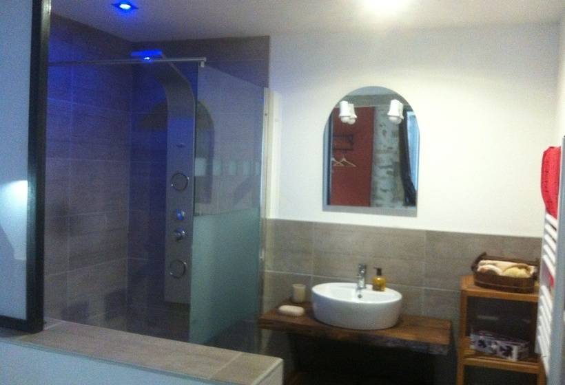 ベッドアンドブレックファースト Chez Mina Chambres D Hôtes