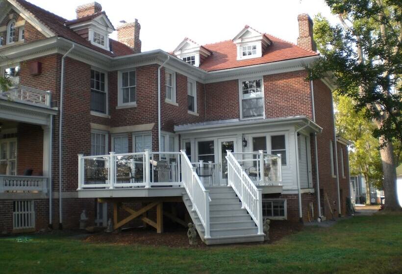 住宿加早餐  The Boxley Place Inn