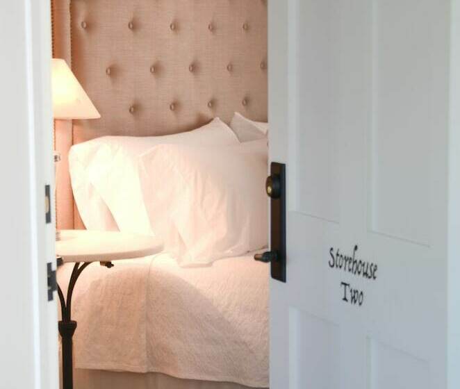 住宿加早餐  The Rooms Up There