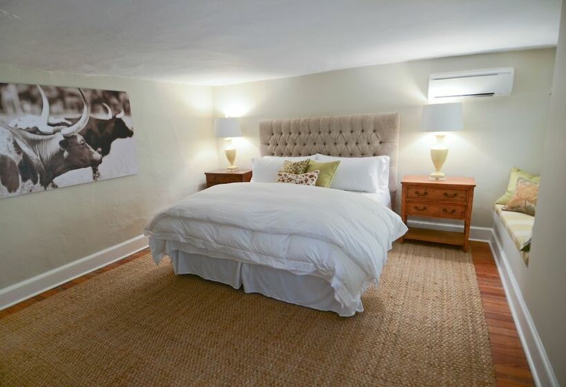 住宿加早餐  The Rooms Up There