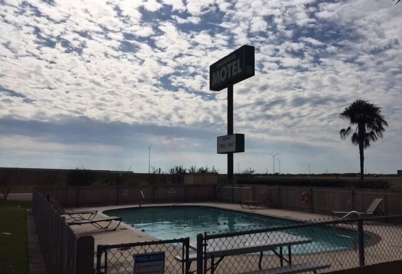 Chaparral Motel