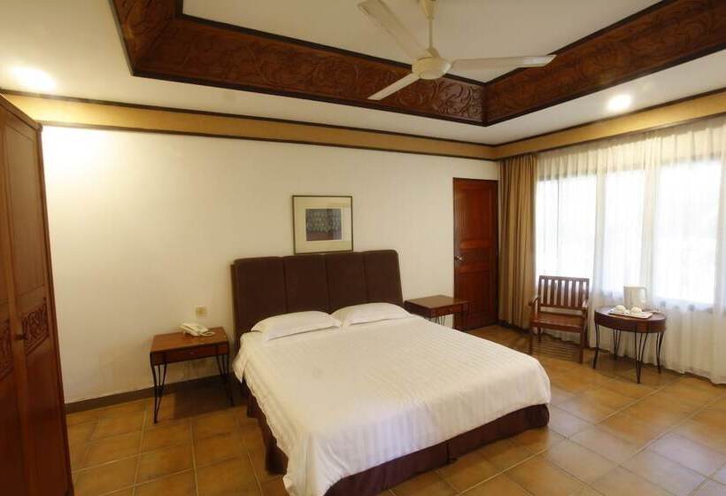 فندق Kukup Golf Resort