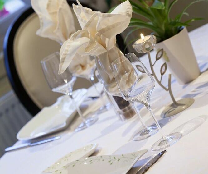 בית מלון כפרי Logis Hôtel Le Clos Du Vigneron