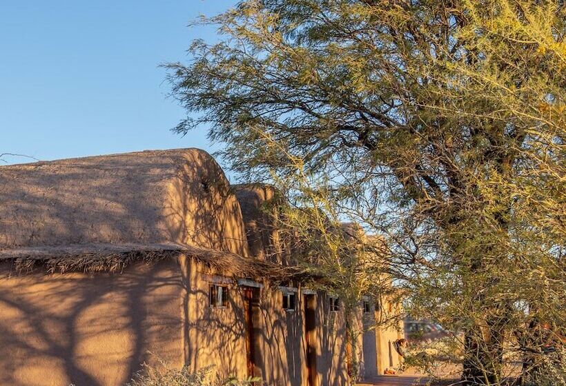 هتل Planeta Atacama Lodge