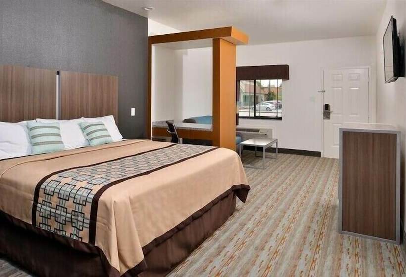 فندق Scottish Inn & Suites