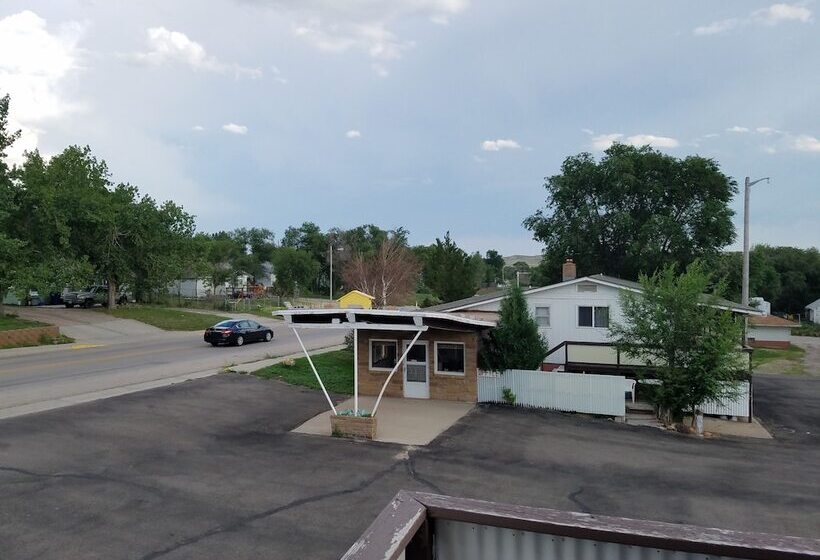 Moorcourt Motel