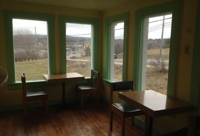 펜션 Conway House