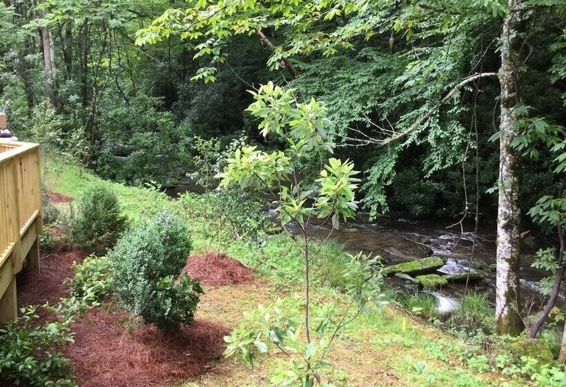 Staynantahala Smoky Mountain Cabins And Luxury Yurts