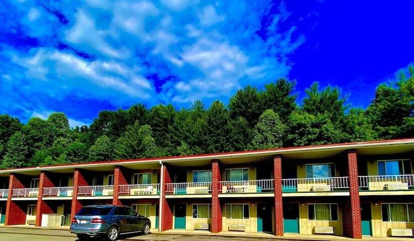 Sutton Lane Motel