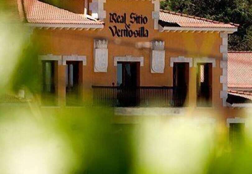 مسافرخانه La Posada De Pradorey
