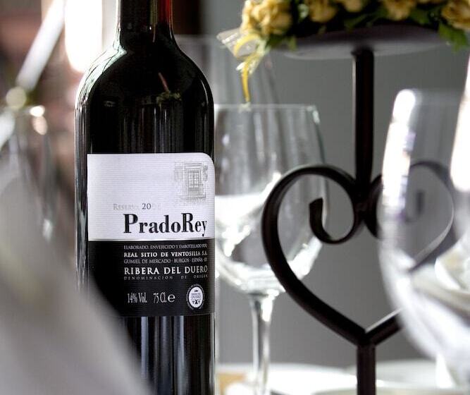 مسافرخانه La Posada De Pradorey