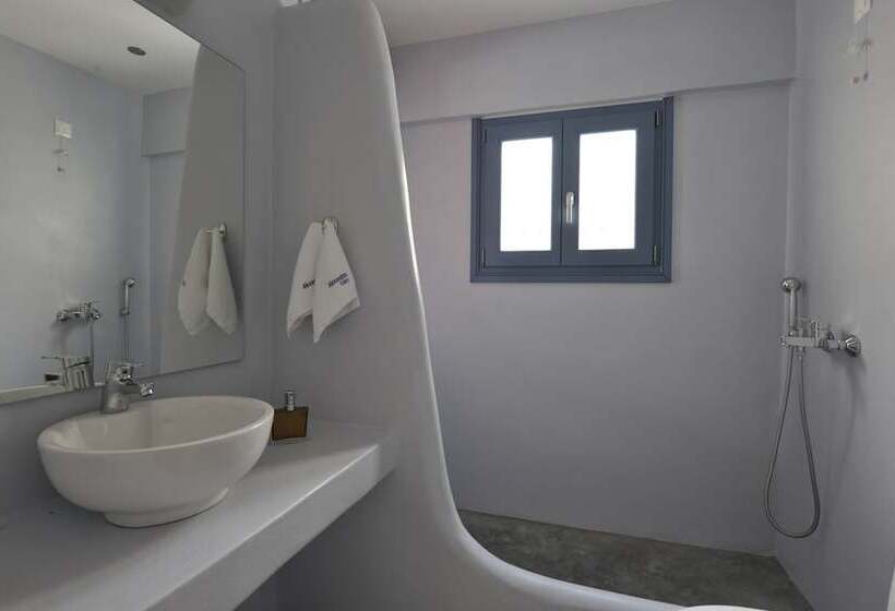 هتل Alexandros Studios