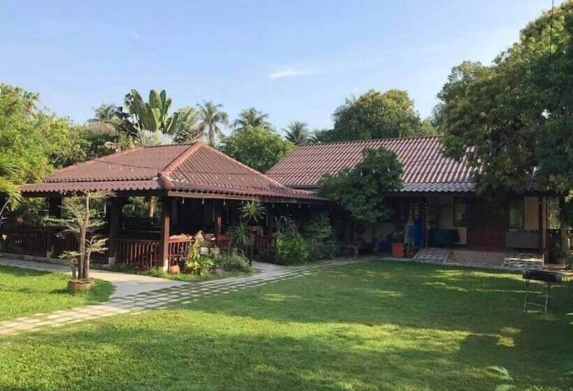 هتل Baansuanlynjee Maeklong Resort