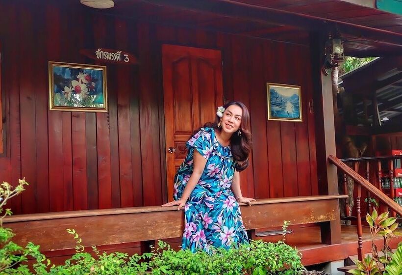 هتل Baansuanlynjee Maeklong Resort