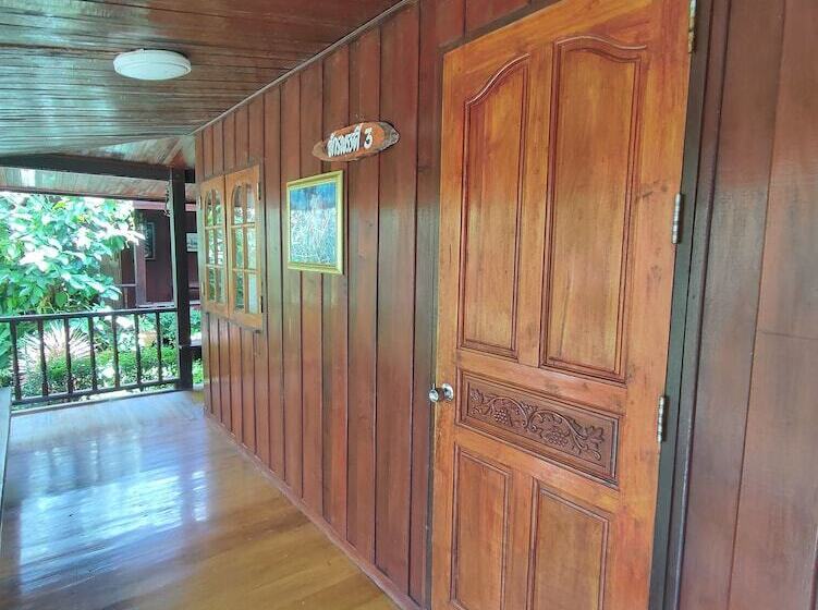 هتل Baansuanlynjee Maeklong Resort