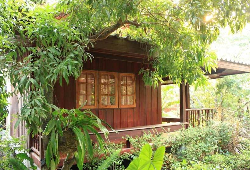هتل Baansuanlynjee Maeklong Resort