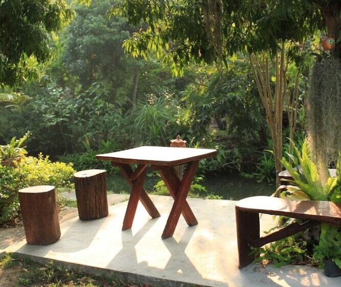 هتل Baansuanlynjee Maeklong Resort