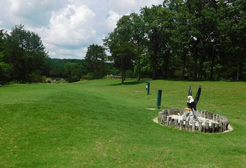 호텔 Cedar Glade Resort