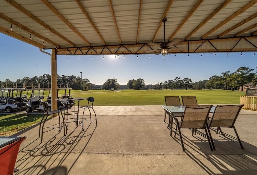 هتل Dothan National Golf Club And