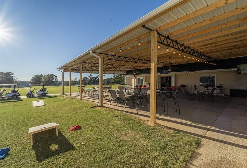 هتل Dothan National Golf Club And