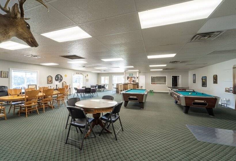هتل Dothan National Golf Club And