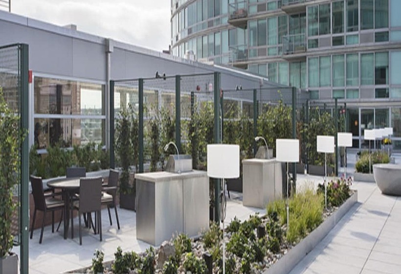 호텔 Global Luxury Suites At Exchange