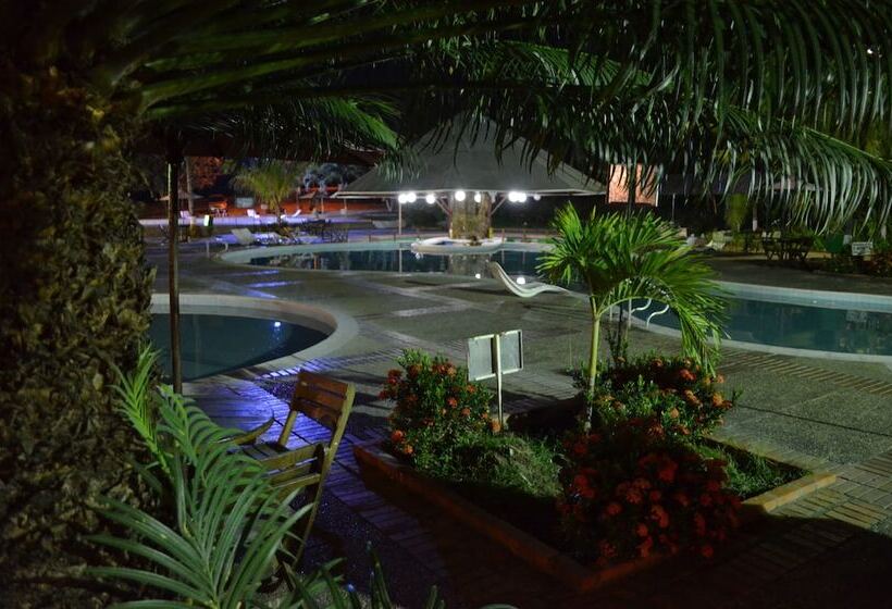 فندق Hostería Florida Tropical