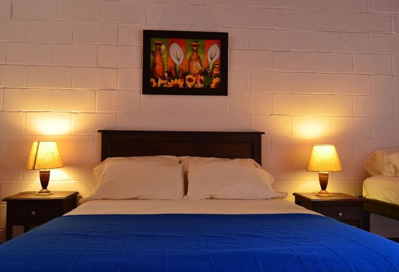 فندق Hostería Florida Tropical