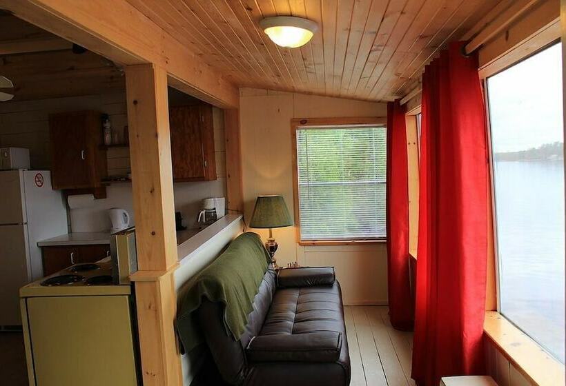 فندق Mashkinonje Lodge