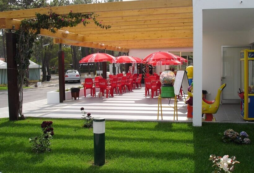 هتل Parque De Campismo Orbitur Gala