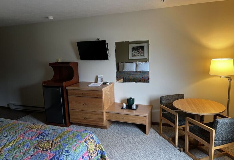 Мотель Lincoln Host Motor Inn