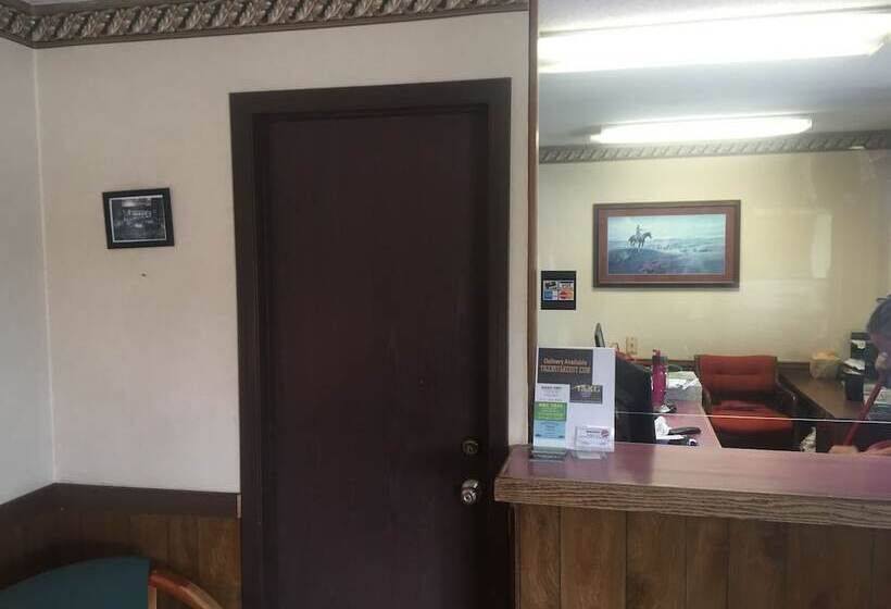 فندق على الطريق Midway Budget Inn