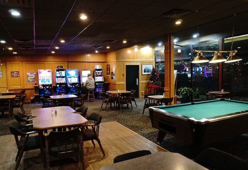 مُتل The Ritz Cafe And Motor Inn