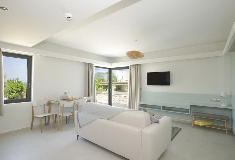 Пансион Callisto Seaside Homes & Suites
