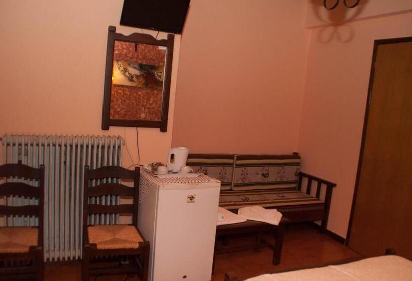 پانسیون Christofer S Rooms