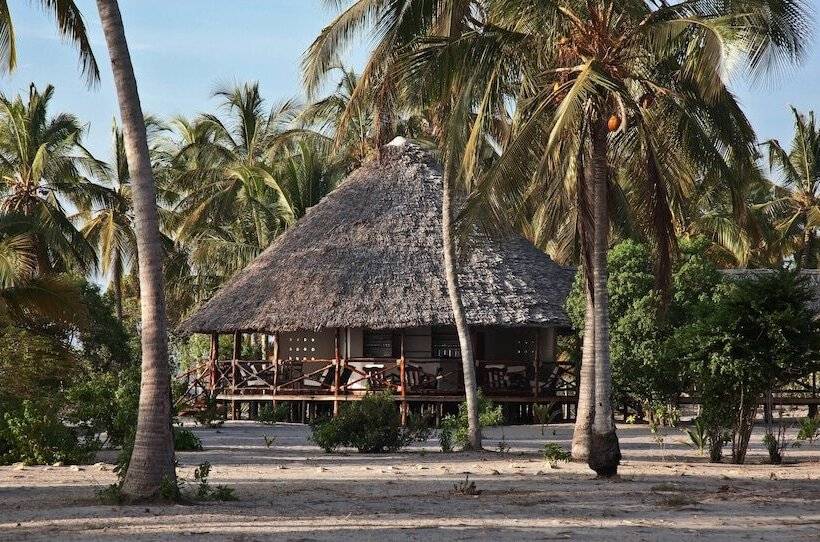 پانسیون Kijongo Bay Beach Resort