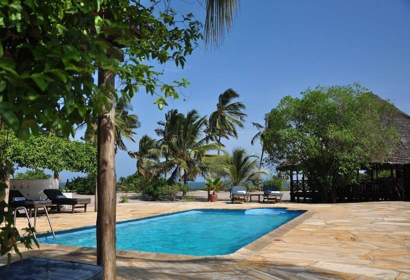 پانسیون Kijongo Bay Beach Resort