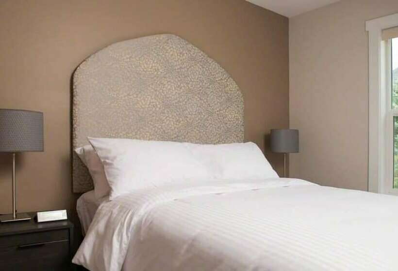 פנסיון Klippers Guest Suites