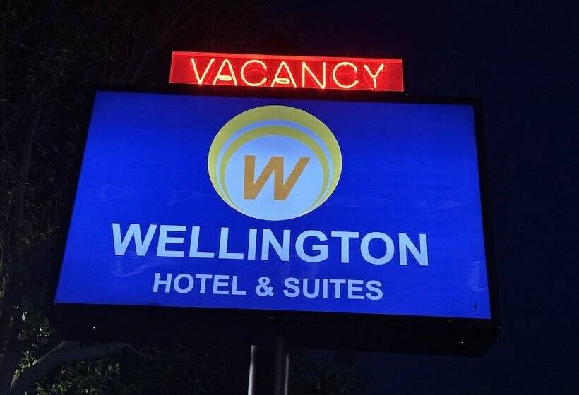 The Wellington Hotel & Suites Oceanblock