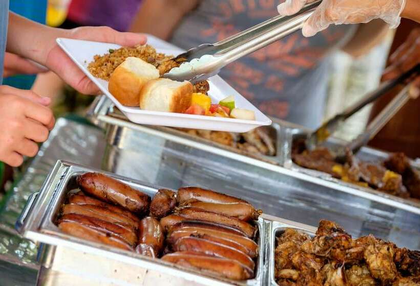 هاستل South Sea Island