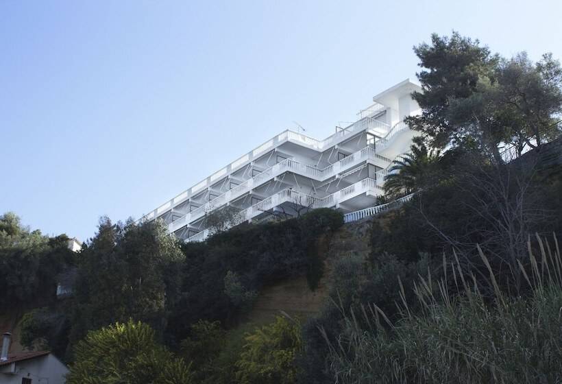 Apollon Apartments