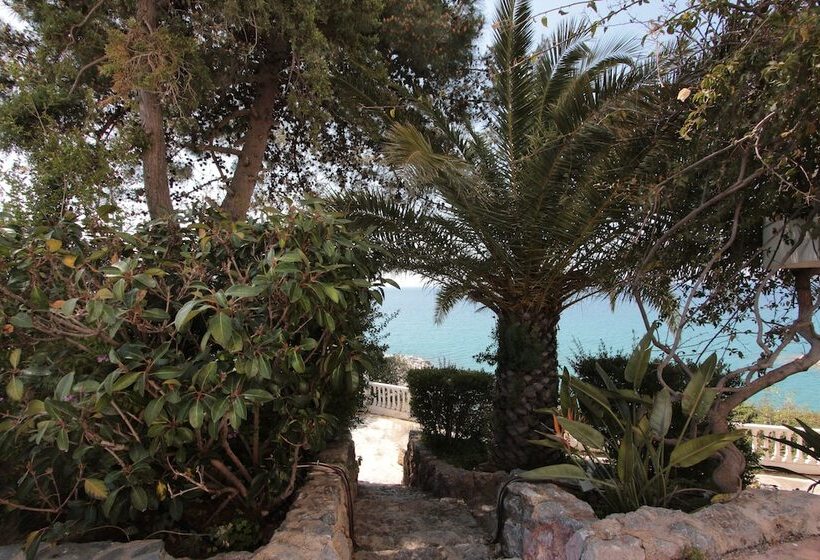 Apollon Apartments