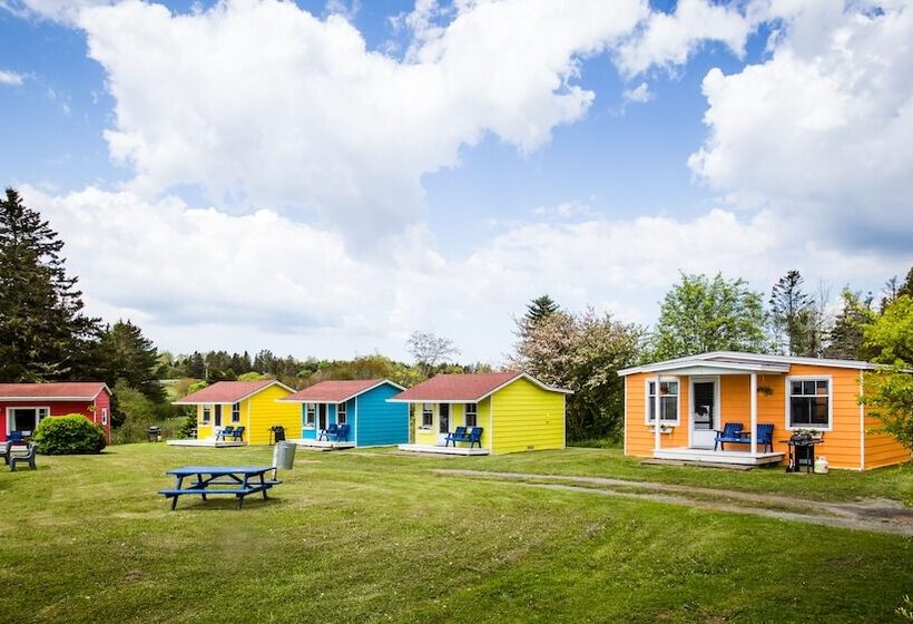 Atlantic View Motel And Cottages