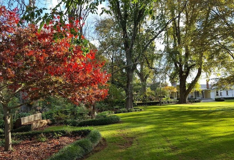 مبيت وإفطار Oak Lane Lodge
