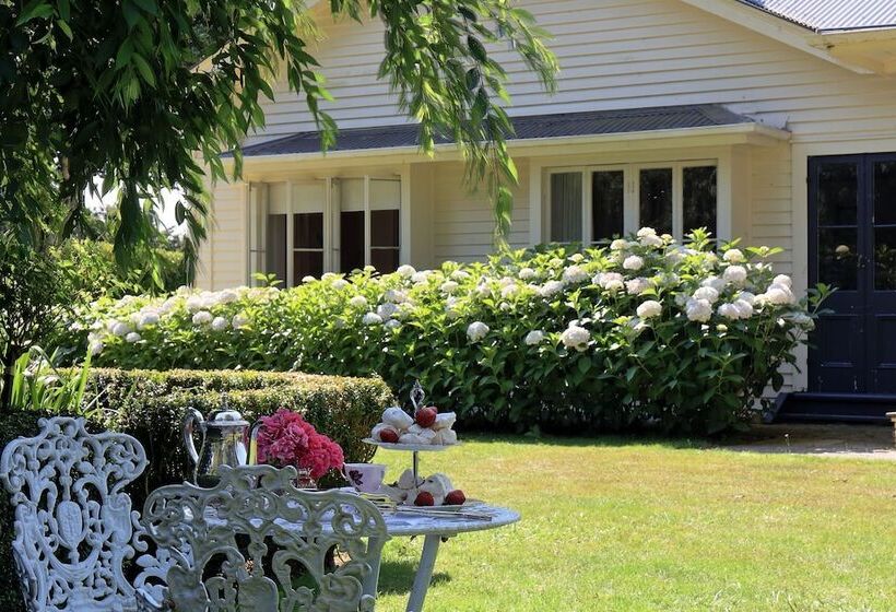 مبيت وإفطار Oak Lane Lodge