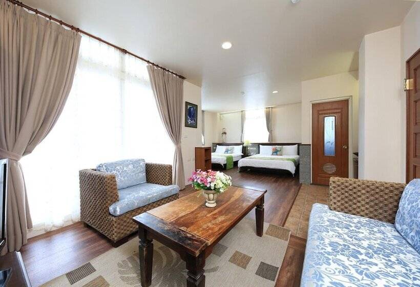 تختخواب و صبحانه Yilan Ya Lu Homestay