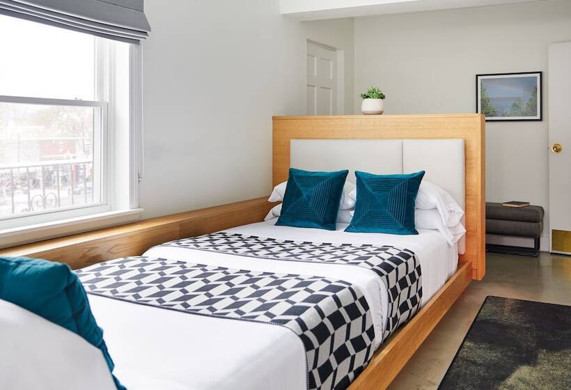 هتل Bluebird Spa City Motor Lodge