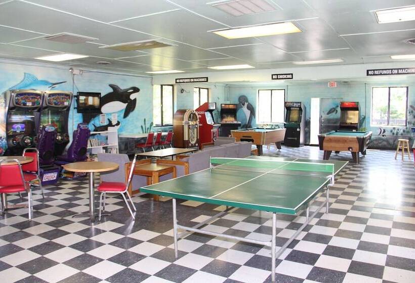 酒店 Chesapeake Bay Rv Resort Thousand Trails   Campground