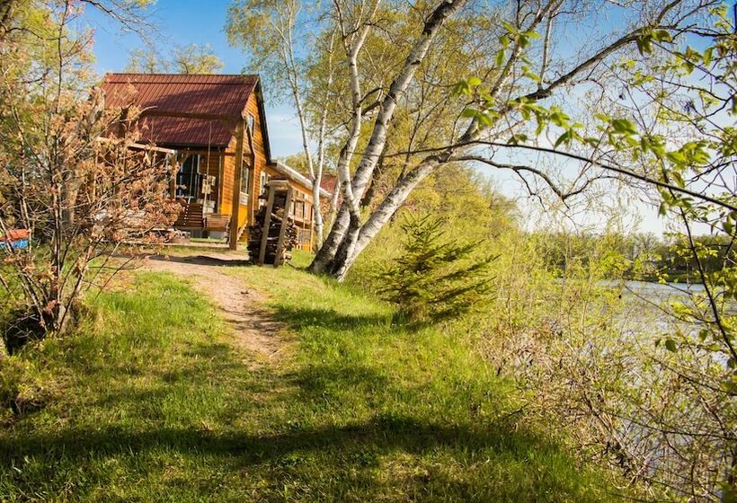 هتل Curriers Lakeview Lodge