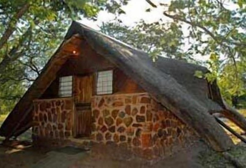 Отель Kingfisher Bush Camp